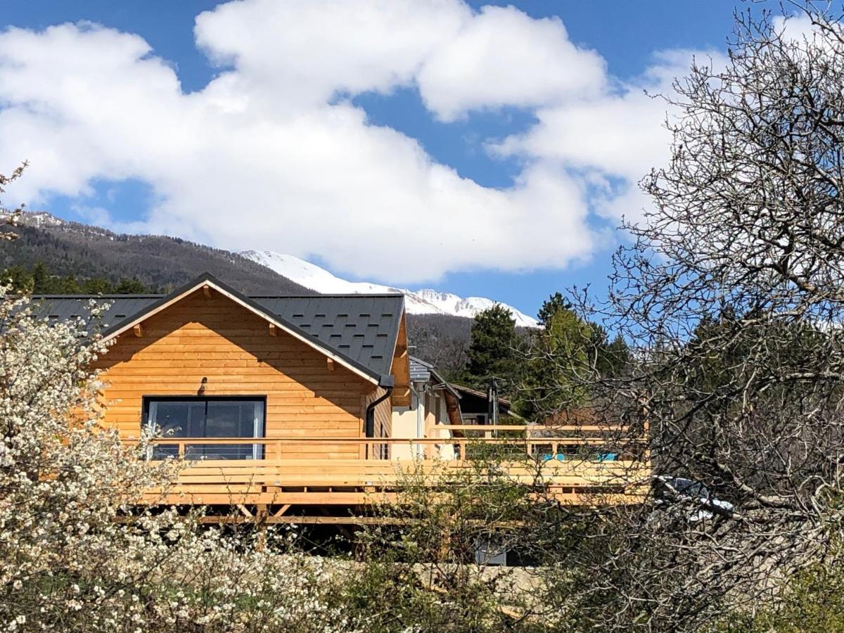 Chalet Avec Vue Lac Embrun Kültér fotó